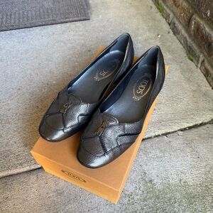 New TOD’S Metallic Loafers